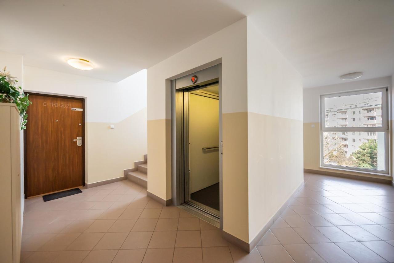 Maroks Zolwia Apartment Varšava Exteriér fotografie